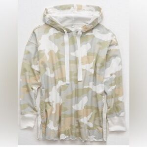 Aerie camo oversized hoodie | medium